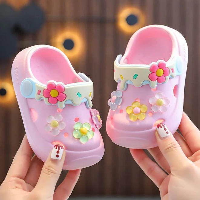 Babuche Infantil meninas Belo e delicado sapatos florais Sola macia e leve calçado infantil — imagem 1