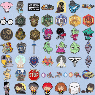100 Estilos Harry Potter Broche De Liga De Esmalte Alfinetes De Gato Feiticeiro Crachás Hogwarts Broches De Anime Mochila Jóias em Oferta na Shopee