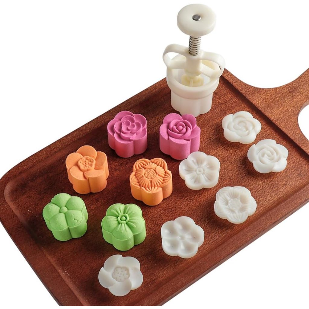 Kit Ejetor Molde Para Massas Brigadeiro e Doces Blue Star Max Flor Coração Arabesco Docinhos Gourmet em Oferta na Shopee