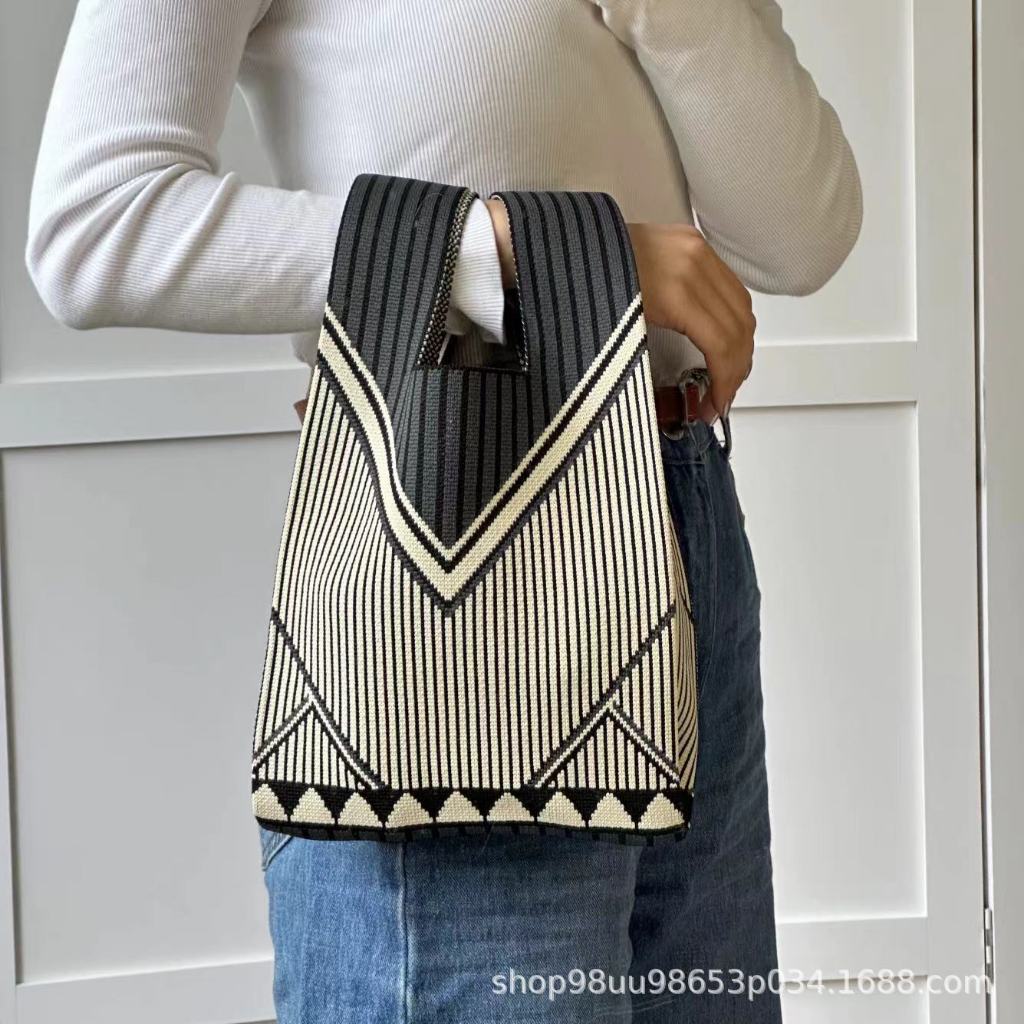 Bolsa Feminina Crochê | Moda Verão Praia , Festa , Casual Feito À Mão , Leve E Durável Frete Grátis