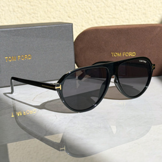 Óculos de sol de marca de moda clássica feminino UV400 protetor feminino de aba larga quadrado moda óculos de sol em Oferta na Shopee