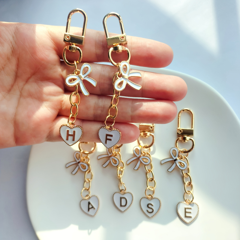 1 Peça Chaveiro Com Letras De Arco E Coração Branco 26 Chaveiros De Metal Acessórios Az