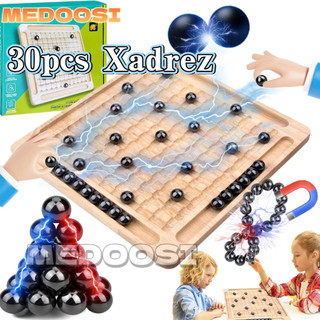 ​​Tabuleiro Magnético Xadrez em Madeira Infantil- Jogo Portátil com 30Peças Imanadas | Brinquedo Educativo para Crianças