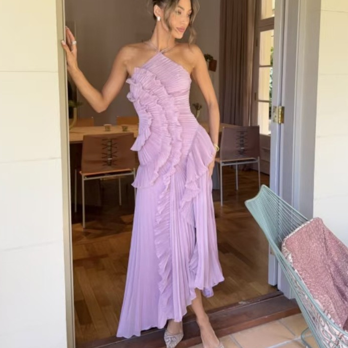 Vestido De Festa Plissado Com Babados , Gola Halter , Costas Nuas , Linha A , Chiffon , Fluido em Oferta na Shopee