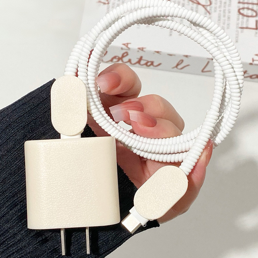 Protetor De Carregador iPhone 16/15 Compatível Com Apple 17 Classic Branco Leather Pattern