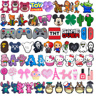 Quente 1 Pçs mix Desenhos Animados Sapatos Encantos Acessórios Decorar Chinelos Sandálias…