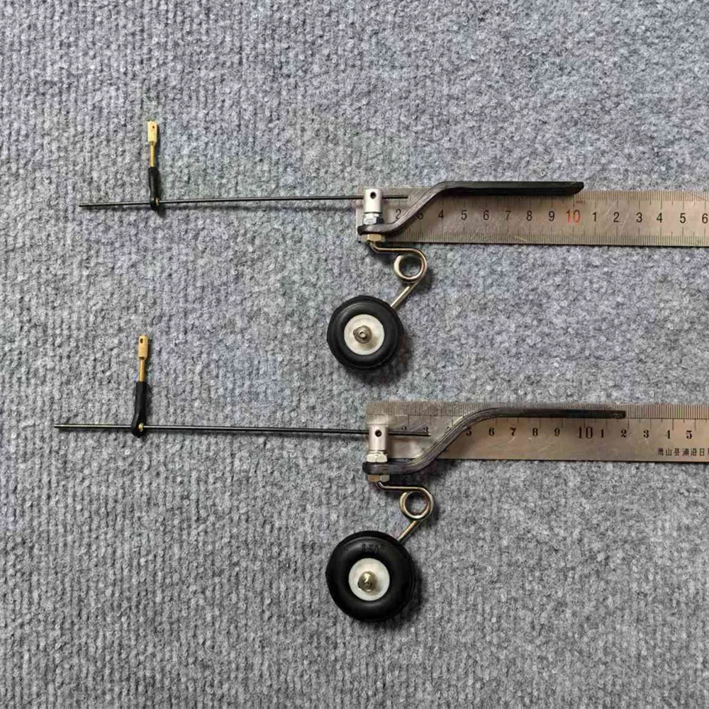 Kit Roda Traseira Fibra de Carbono com 2 Pneus PU 1.25" e 1.5" - Upgrade Trem Pouso Aeromodelo RC 26CC-50CC