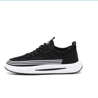 Sapatos masculinos casuais tênis de corrida com sola macia em Oferta na Shopee