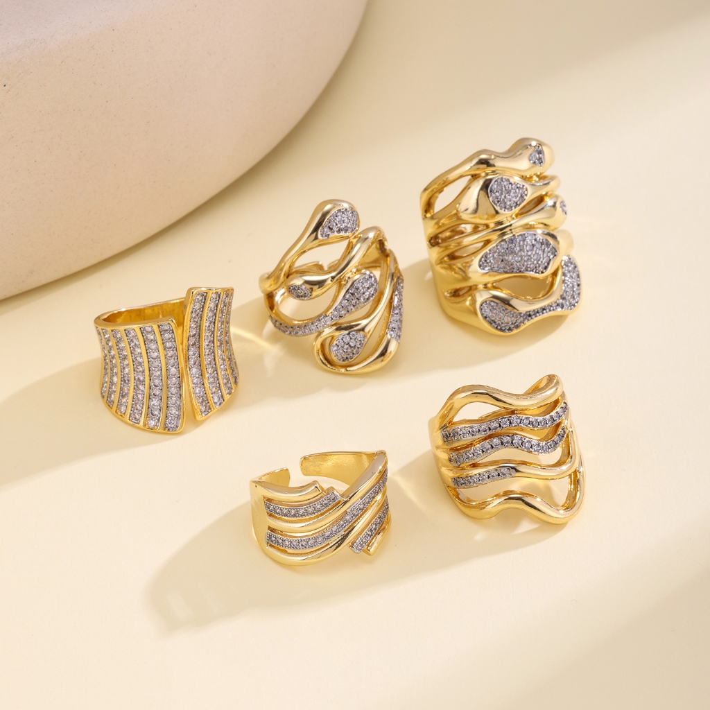 Luxo Tom De Ouro Micro Pave CZ Onda Abstrata Anel De Punho Aberto , Banda Larga Design Fluido Declaração , Moda Festa Jó