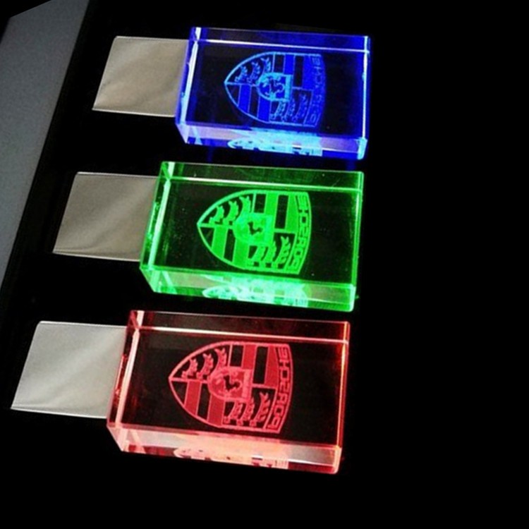 [Estoque pronto] Porsche Car Logo Crystal Glass LED Luminous U Disk 8GB/16GB/32GB/64GB Car USB Flash Drive