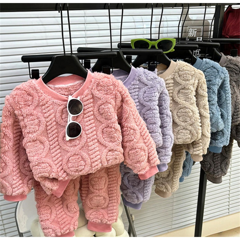 Inverno Casa Conjuntos Quentes Crianças Pijamas Confortáveis Ternos Flanela Térmica Grosso Topo + Calças 2Pc