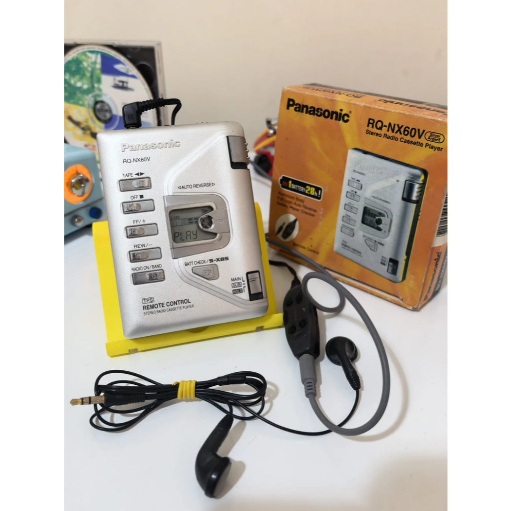 Leitor De Cassetes Walkman RQ-NX60V Clássico – Totalmente Funcionando , Ótimo Som Analógico