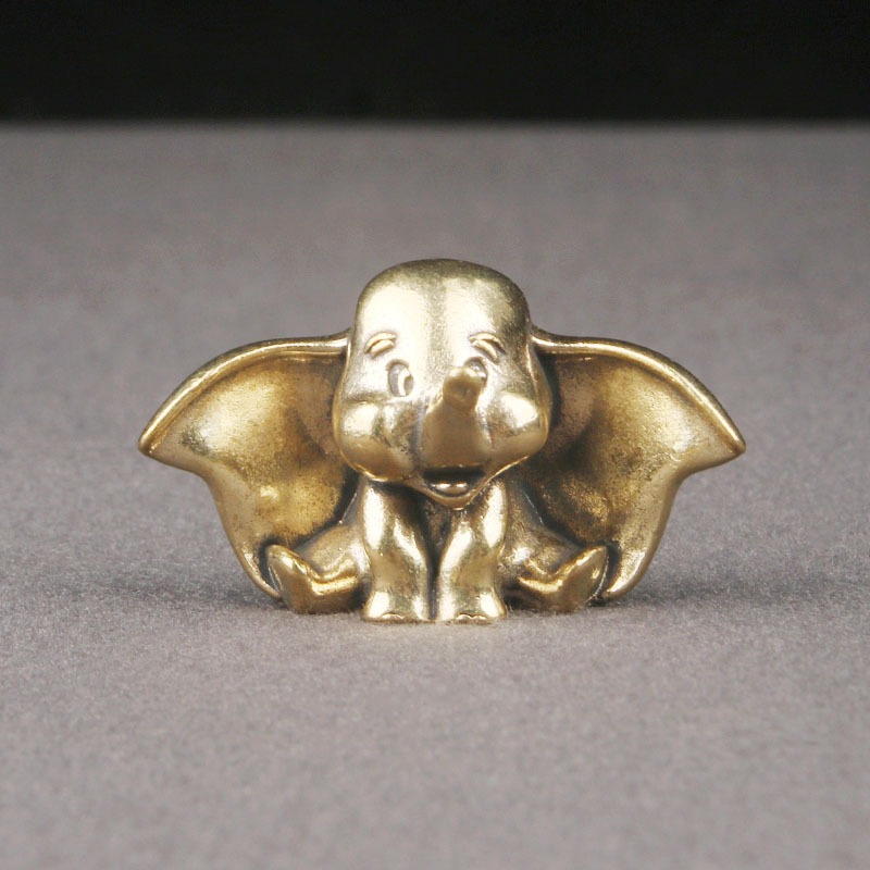 Latão Dumbo decoração de mesa dos desenhos animados bebê elefante decoração para casa Retro elefante escultura em Bronze