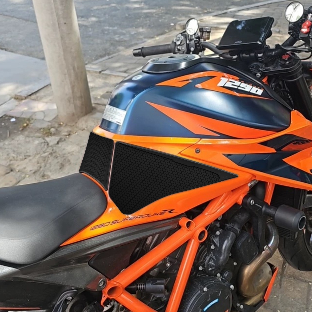 Para KTM 1290 Super Duke R 2020-2025 Almofada De Tração Do Tanque Da Motocicleta Anti-Deslizamento Joelho Aperto Adesivo