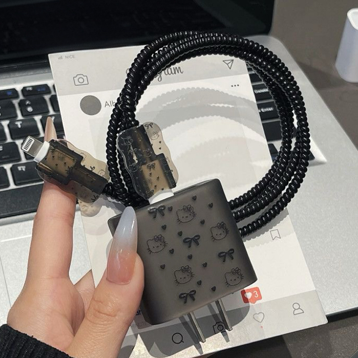 Protetor de carregador Apple 20W Caso Padrão de gato preto transparente fosco