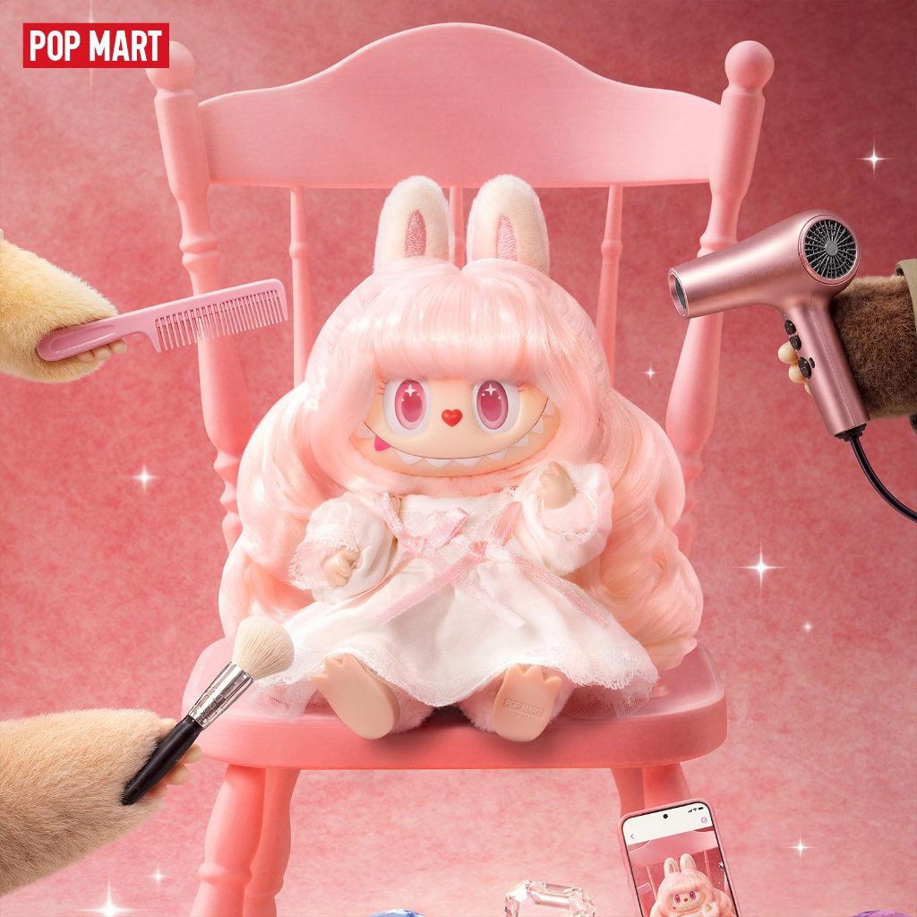 POP MART - LABUBU THE MONSTERS – Coleção "Salão de Beleza" - Caixa Surpresa com Chaveiro VINIPOP - 1 Caixa