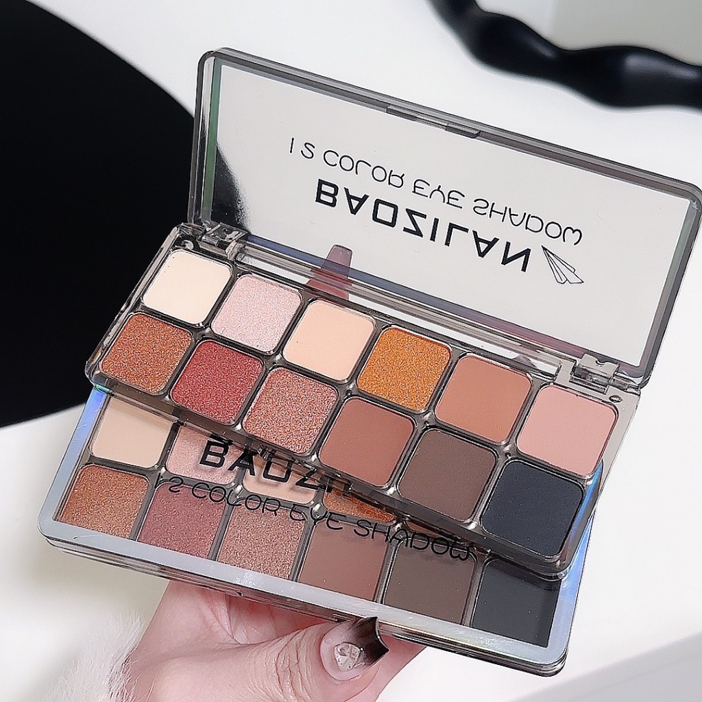 Paleta de sombras esfumaçadas de 12 cores cor terra fosca perolada