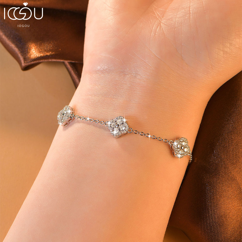 IOGOU Pulseira Moissanita GRA Certificada 2,5mm 0,06ct 5 Trevos 4 Folhas Banhada a Ouro Brilhante Feminina Joia Presente
