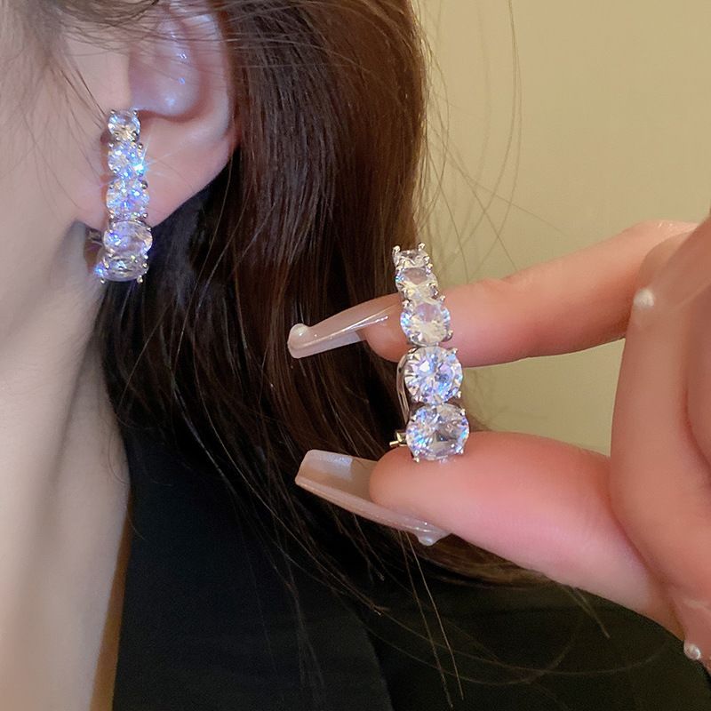Brincos dourados em forma de C de zircônia Micro-incrustados, requintados, elegantes, modernos, doces, influência atmosf