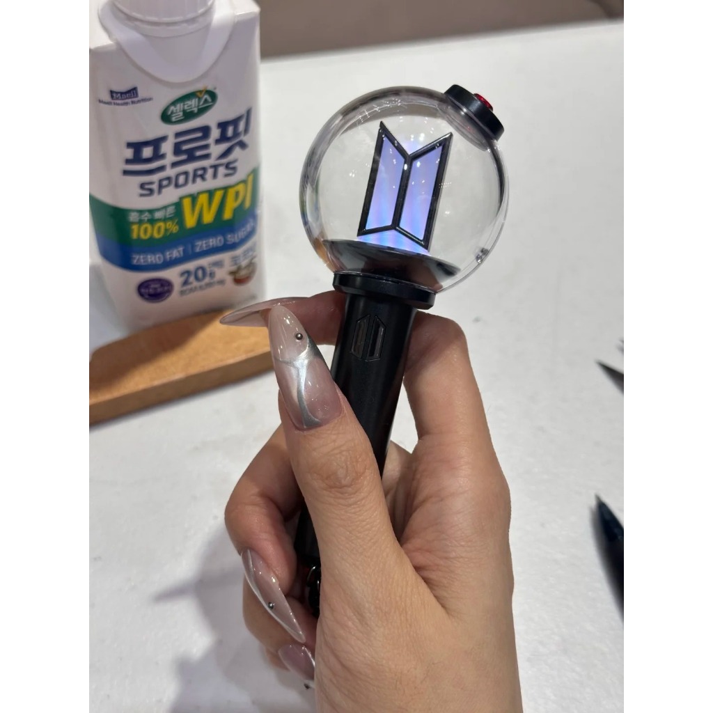 Mini versão BTS quarta geração suporte vara chaveiro Ami stick concerto mesmo estilo chaveiro saco ornamentos