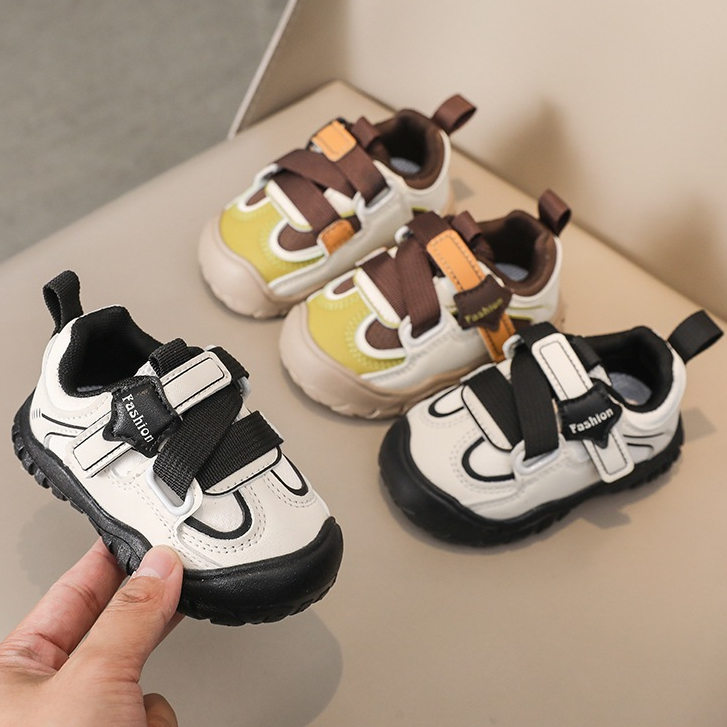 2026 novoTênis infantil menino menina Tênis casual bebê sapatinhos de bebê para aprender a andar Leve e macio