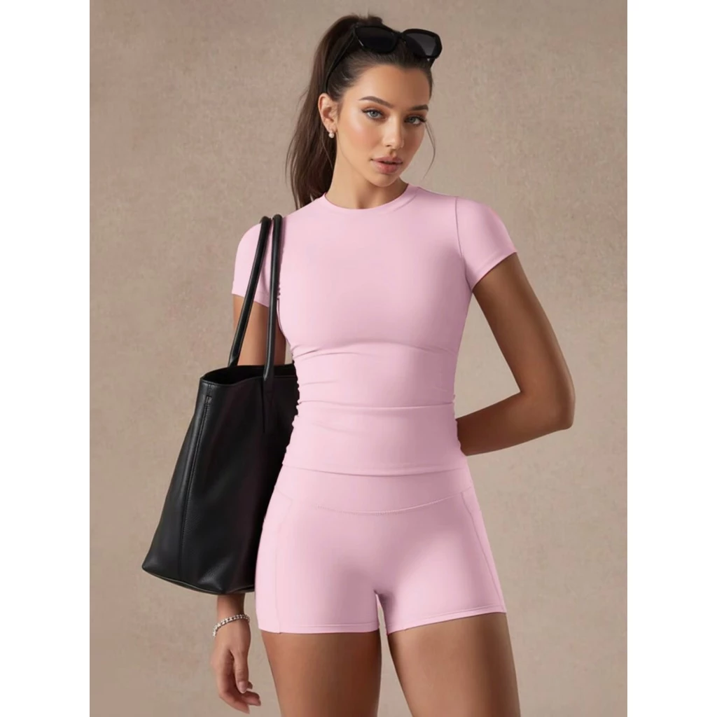 Roupa De Treino Feminina De 2 Peças , Top Curto De Manga Curta Slim Fit E Shorts De Motociclista De Cintura Alta Com Bol — imagem 1
