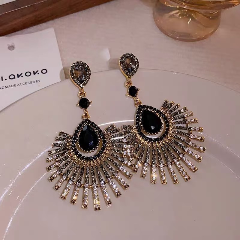 Brincos de gota de água de diamante boêmio longo borla brincos brincos brincos de borla estilo longo