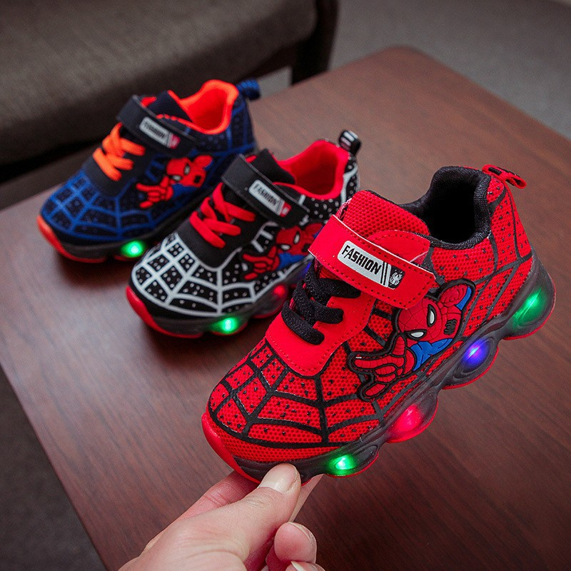 COD Tênis Infantil Homem Aranha Led Luzinha Pisca Pisca Menino Com Luzes Coloridas Brilhante Leve Macio Antiderrapante