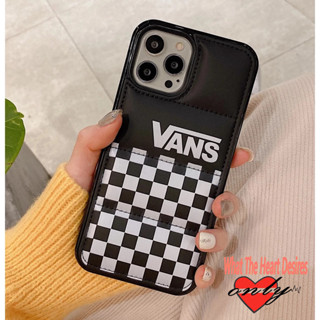 Vans 3D Casaco De Algodão Com Enchimento celular Caixa de telefone adequada capinha iphone 14 13 12 11 15 Pro Max XS Almofada de ar de luxo da marca Cape telefone
