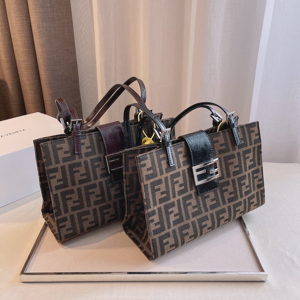 ladies fendi bag