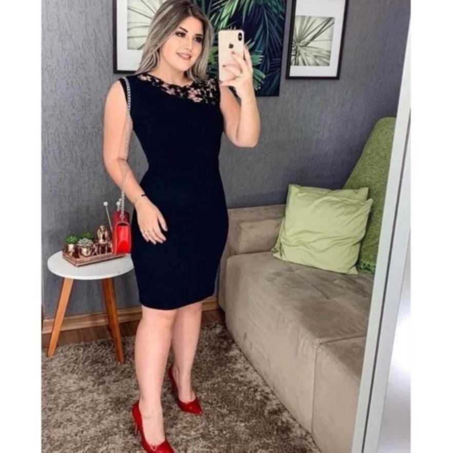 Vestido de Renda Moda Evangélica Social Midi Vestido Tubinho preto Plus Size