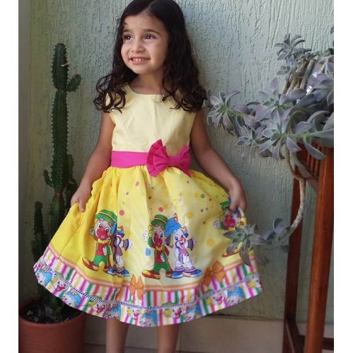 Vestido Patati Patatá Forrado Temático Festa Infantil Fantasia Menina