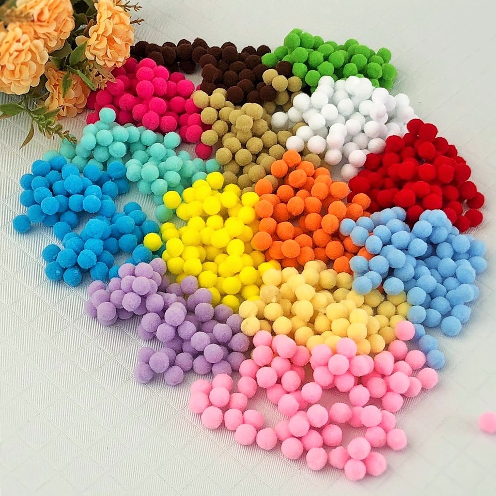 Pompom Mini Color ou Candy Color - 10mm - pacote com aproximadamente 100 unidades