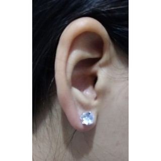 BRINCO DE ZIRCÔNIA, (1PAR). Ponto de luz, masculino e feminino. Tamanhos: 3mm, 4mm, 5mm, 6,mm e 7mm.