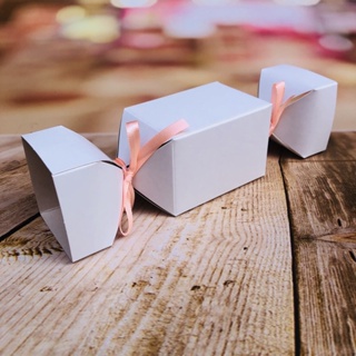 10 Caixa Bombom Caixa Bala Surpresa Doce festa COR BRANCO 8.17 em Oferta na Shopee