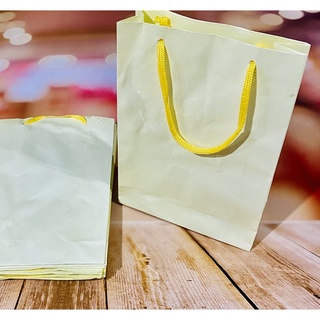 10 Sacolas De Papel amarelo candy 23x16x6 cm Presente Bolsa Festa em Oferta na Shopee