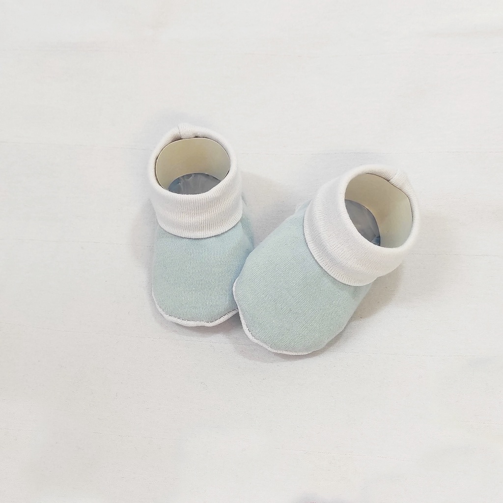 AZUL BEBÊ E BRANCO LISO Sapatinho Pantufa para Recém Nascido Bebê 100% Algodão Antialérgico e Macio