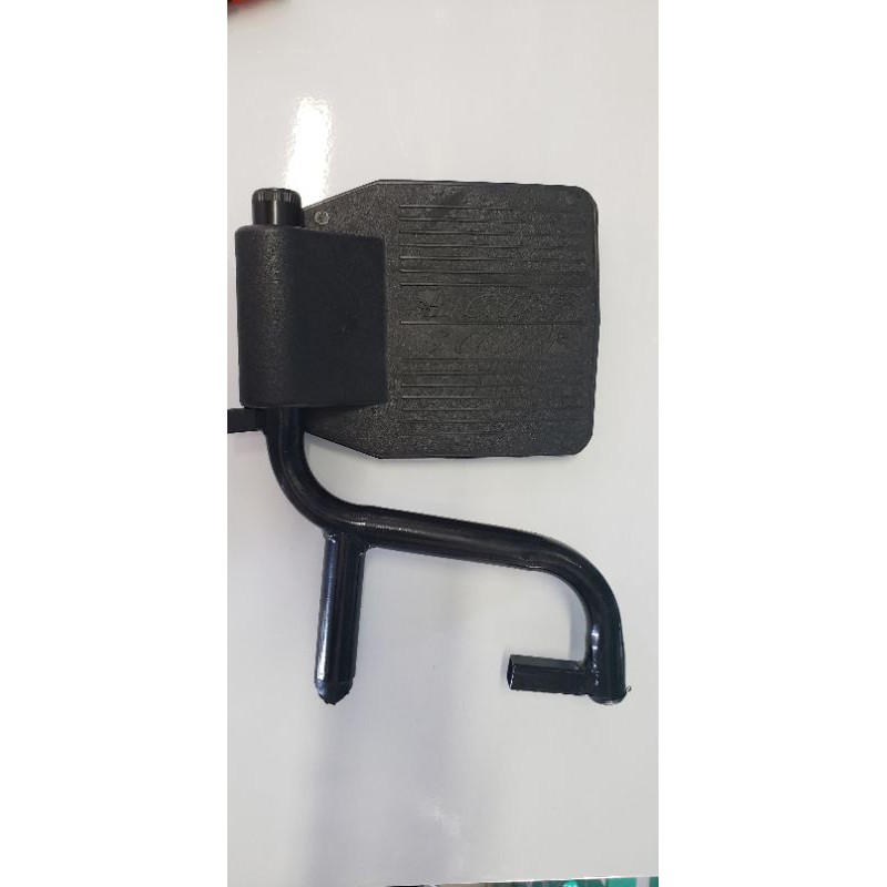 Suporte de Ferro com Pedal Plástico para Cadeira de Rodas M2000 CDS UNIDADE
