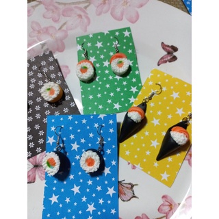 Brinco miniatura de comida japonesa/ brinco de biscuit/ brinco leve e bonito/ brinco co divertido e engraçado com base de anzol/ temos base antialérgico  e de pressao/ brinco mangá/ brinco infantil e adulto UNISSEX