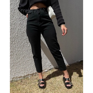 Calça Mom Preta Vintage