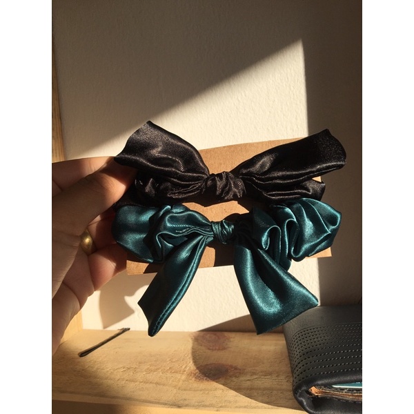 Touca difusora cetim duplo + touca de cetim simples (para dormir) + 2 scrunchies de cetim + saquinho de cetim