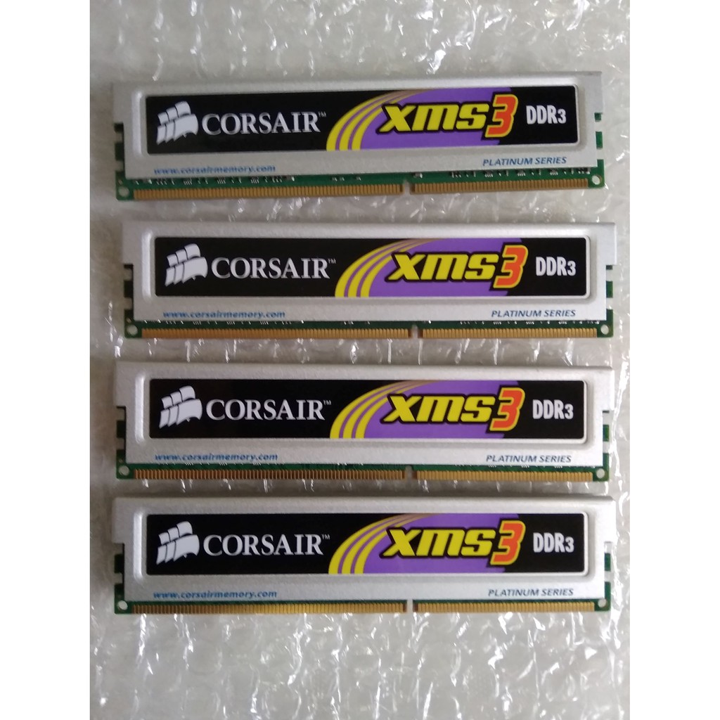Kit RAM Corsair XMS3 DDR3 16 Go (4x4Go) 1333 MHz, CMX16GX3M4A1333C9, Ouvert
