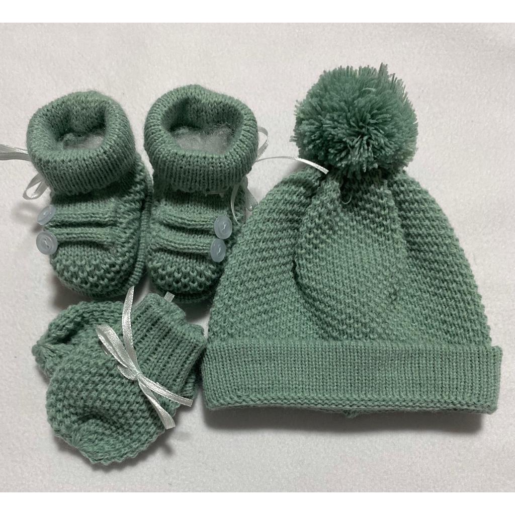 Kit Tricô Bebê RN - Touca, Luvas e Sapatinho/ Enxoval, Maternidade, Inverno, Saída Maternidade