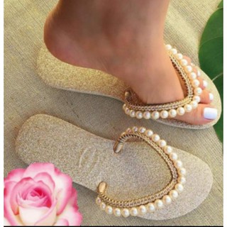 Chinelo havaiana flat original decorada com glitter.