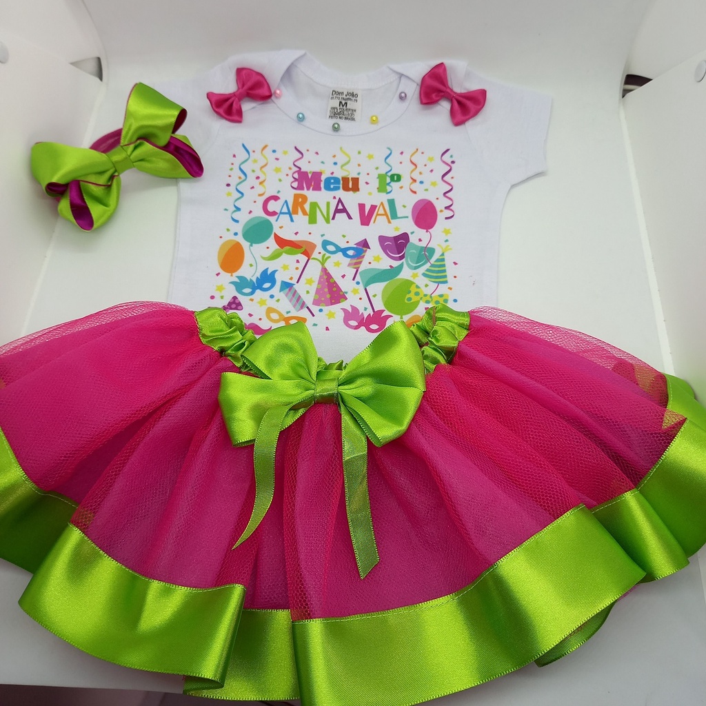 Body para mesversario ou aniversario com saia tutu e laço tema Meu Primeiro Carnaval. em Oferta na Shopee