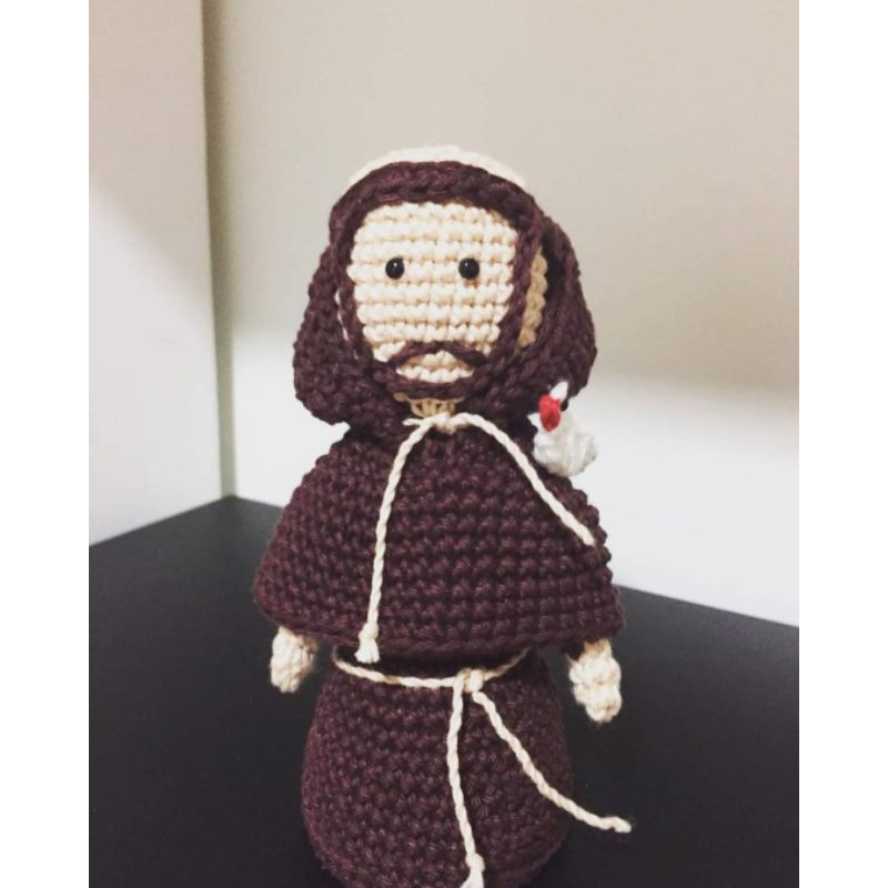 Santo Antônio em Amigurumi - Santa Crochet