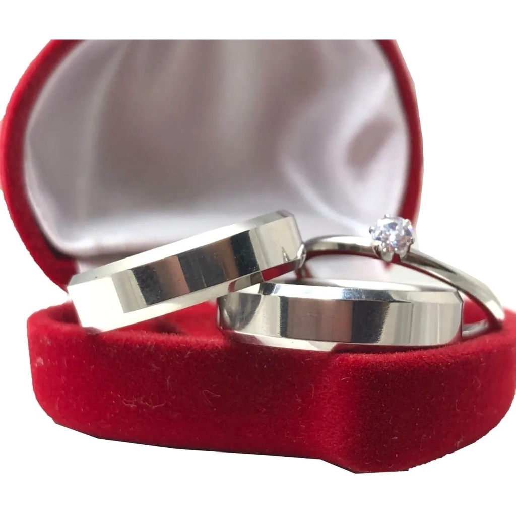 Par de Aliança Anatômica Prata Grossa Lisa Polida Chanfrada Clássica de Namoro/Compromisso/Noivado + Anel Solitário. em Oferta na Shopee