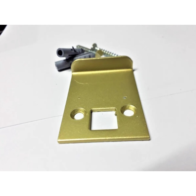 Chapinha Para Trinco Basculante Sm1095 Dorma Na Cor Ouro