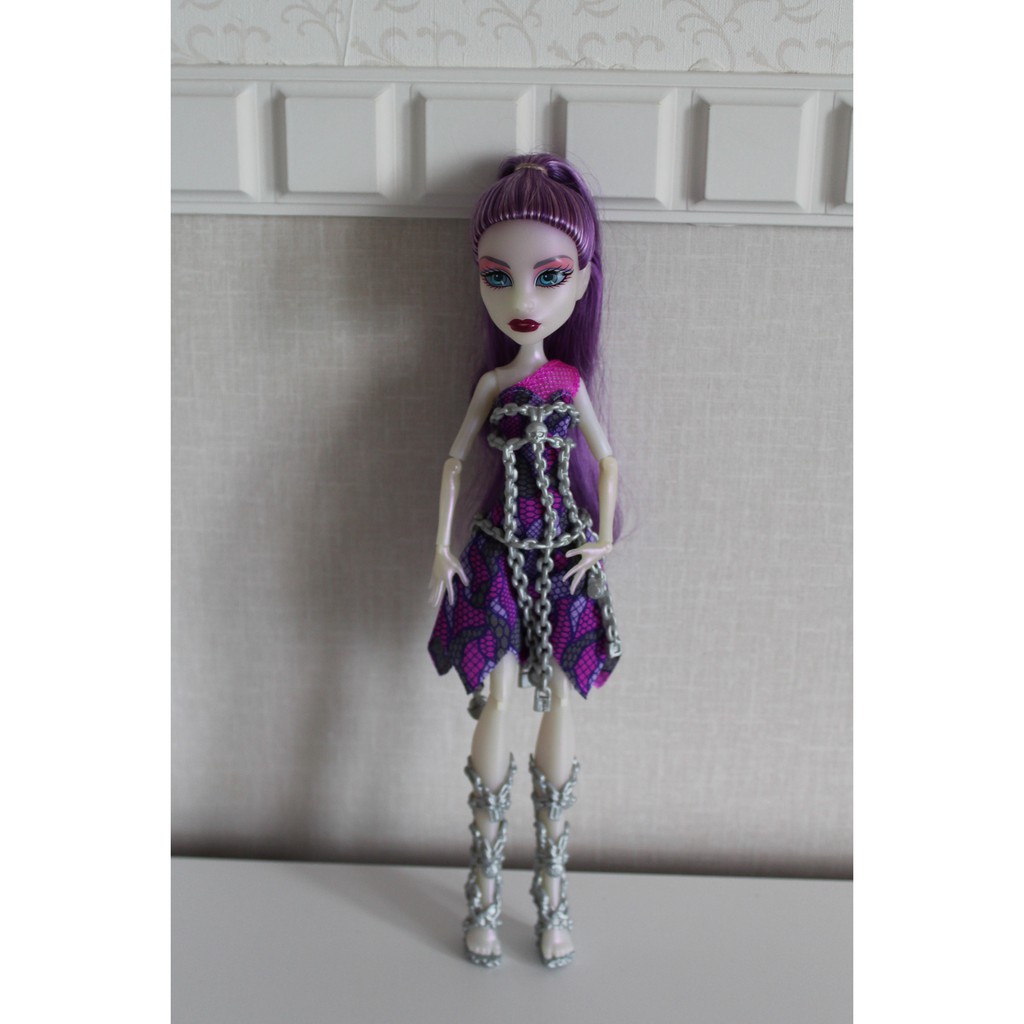 Boneca monster high usada