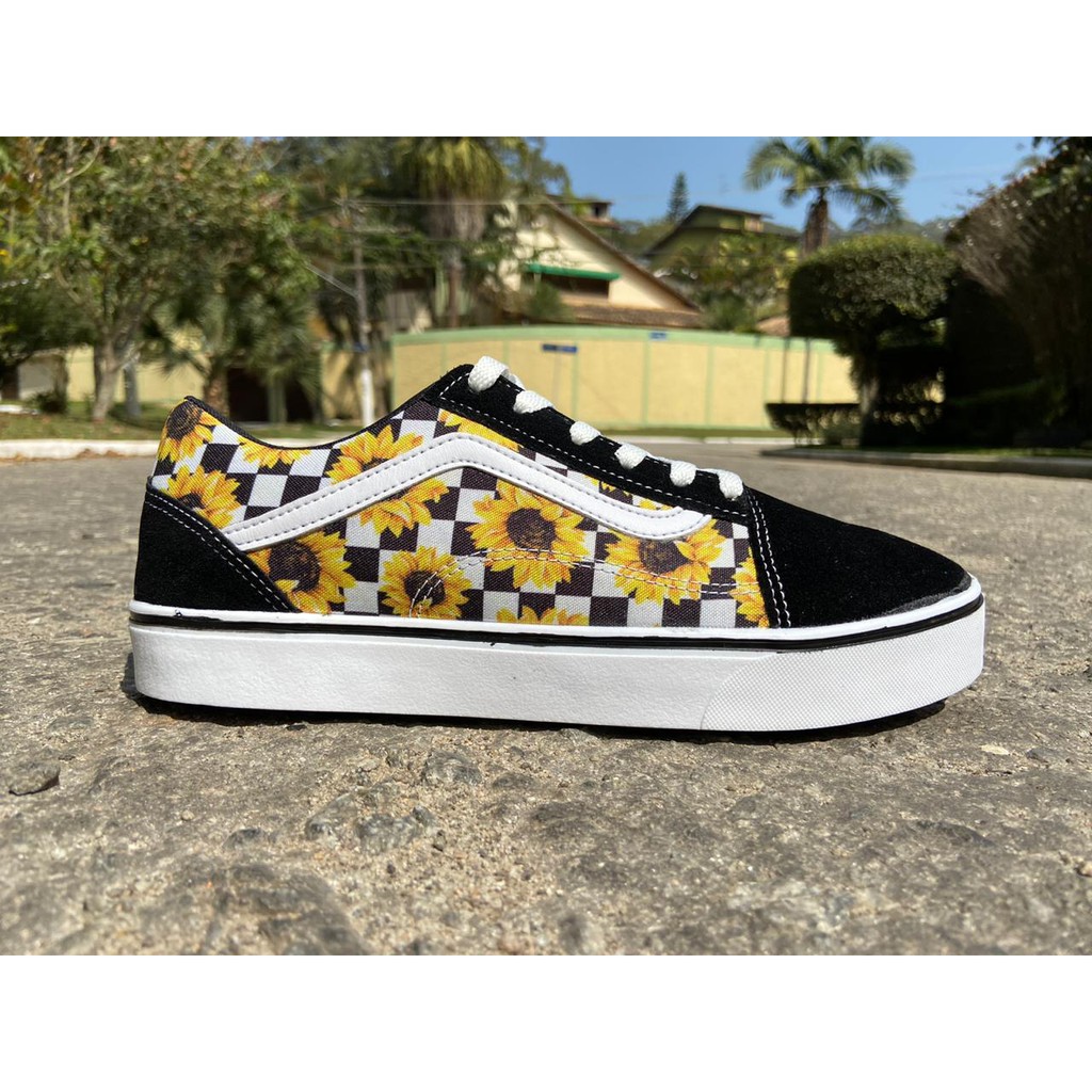 vans old skool amarelo com girassol